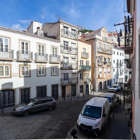 Apartment Flh Mouraria Charming Flat Ii Lissabon